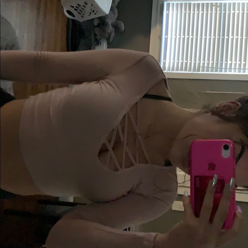 Long sleeve crop top